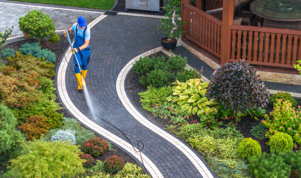 Best Roof Pressure Washing  in Manhattan, NY
